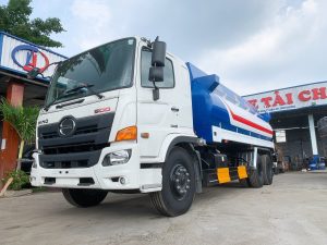 Xe Hino bồn chở xăng dầu 20 khối