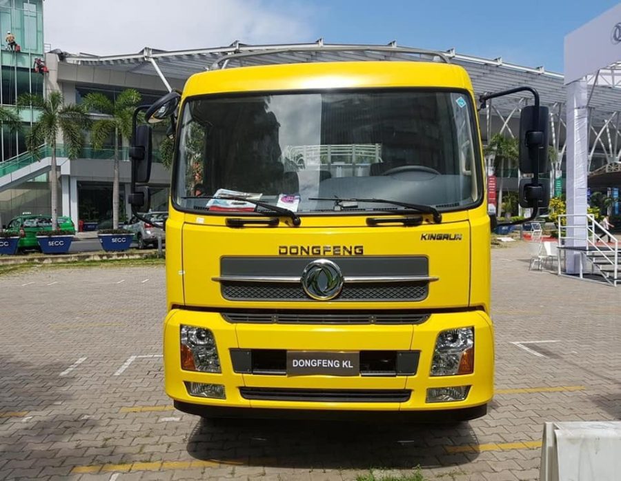 dongfeng 2 chân thùng kín pallet