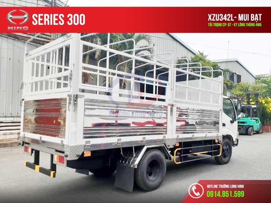hino 3t5 xzu 342l thùng mui bạt 1
