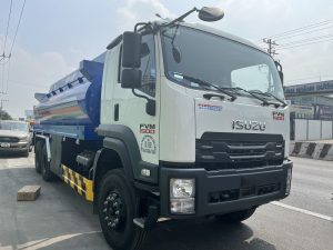 Isuzu FVM34TE4A bồn chở xăng dầu 18 khối