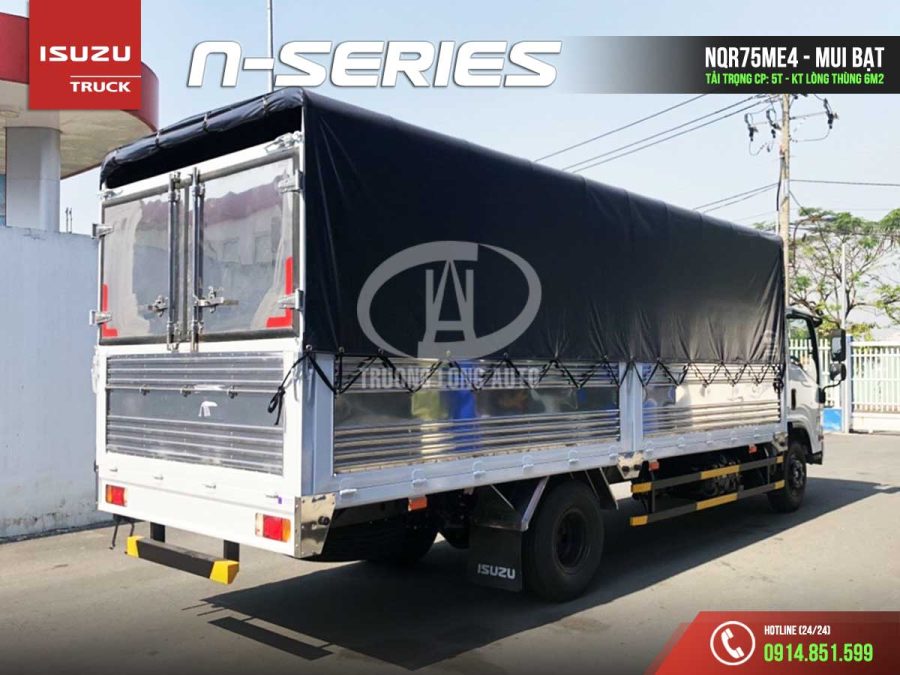 isuzu nqr75me4 5 tấn thùng mui bạt