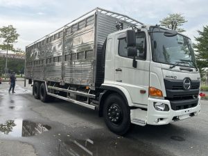 hino fm8jw7a thùng chở heo