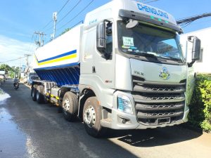 Xe bồn chở cám Chenglong 32 khối