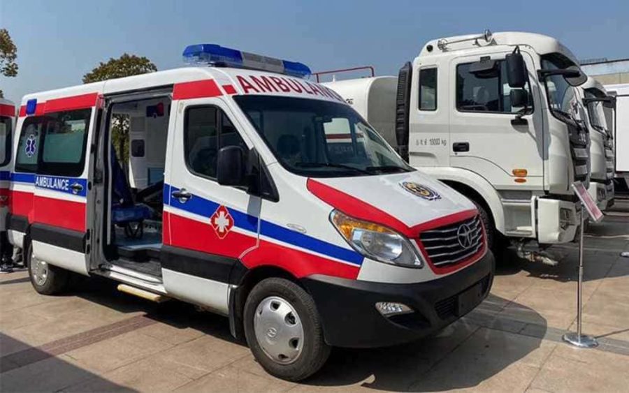 xe cứu thương jac sunray