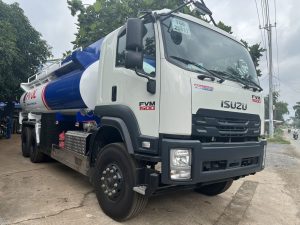 bàn giao xe bồn chở xăng dầu về hà tĩnh