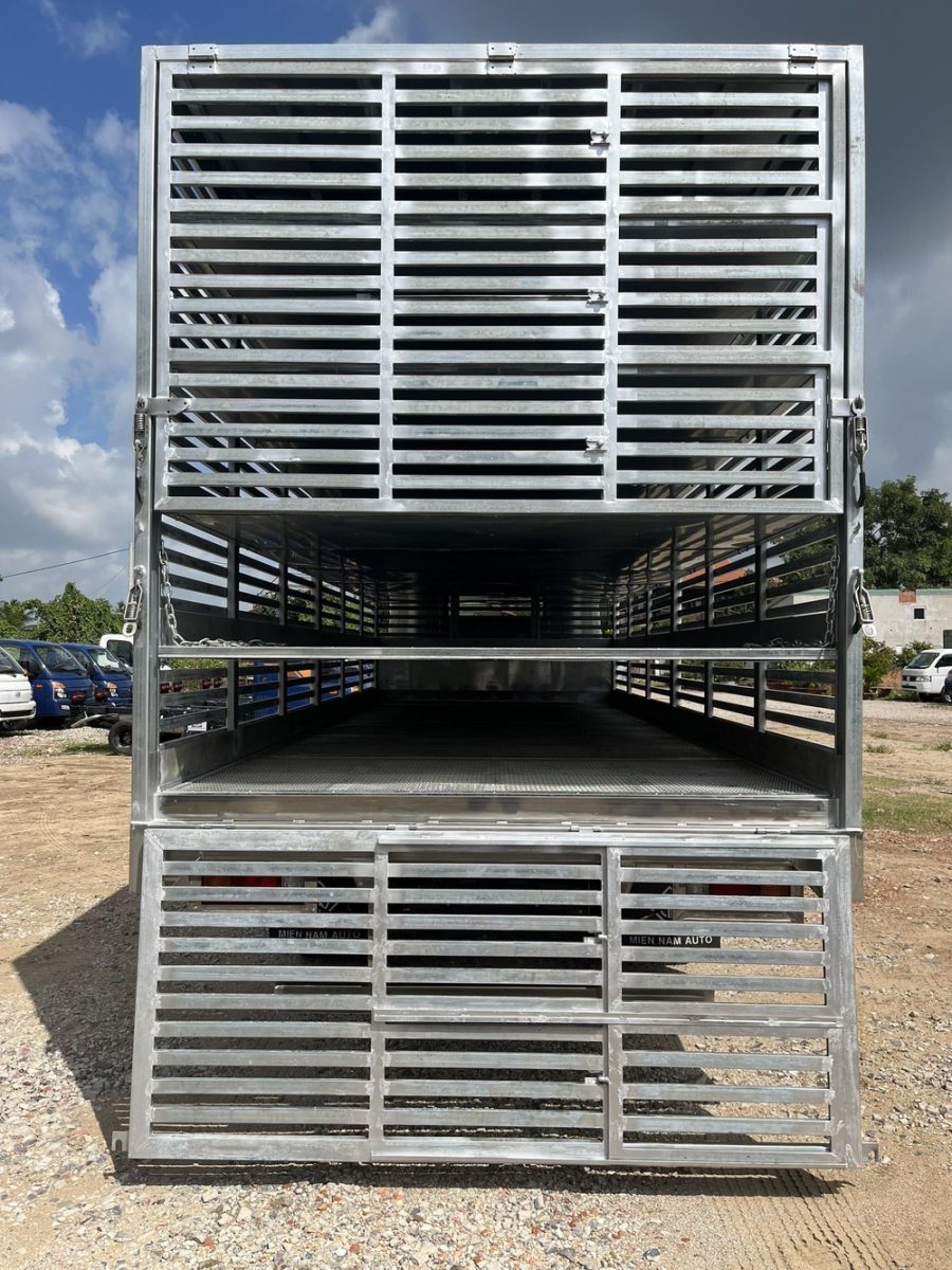 hino xzu730l chở vịt đồng 5 tầng