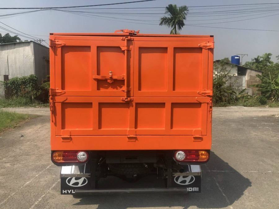 hyundai h150 chở rác 5 khối