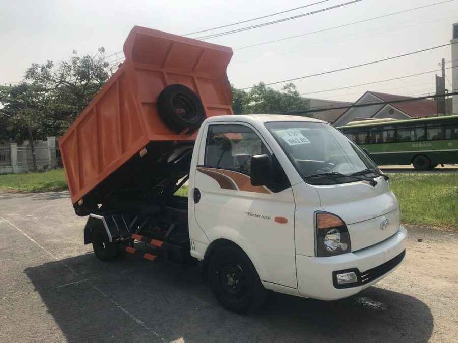 hyundai h150 chở rác 5 khối