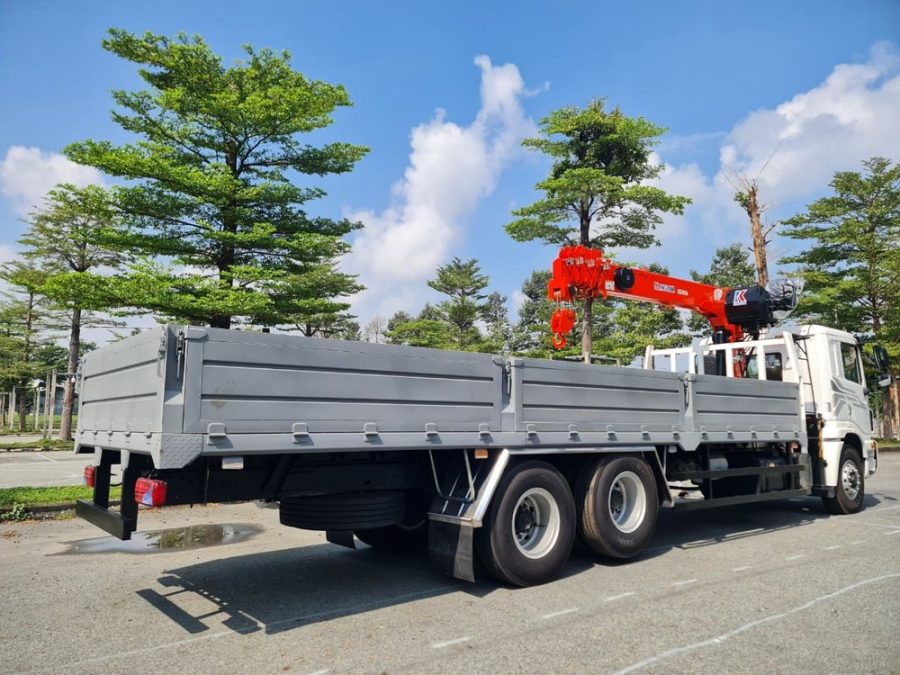 daewoo gắn cẩu kanglim ks1056