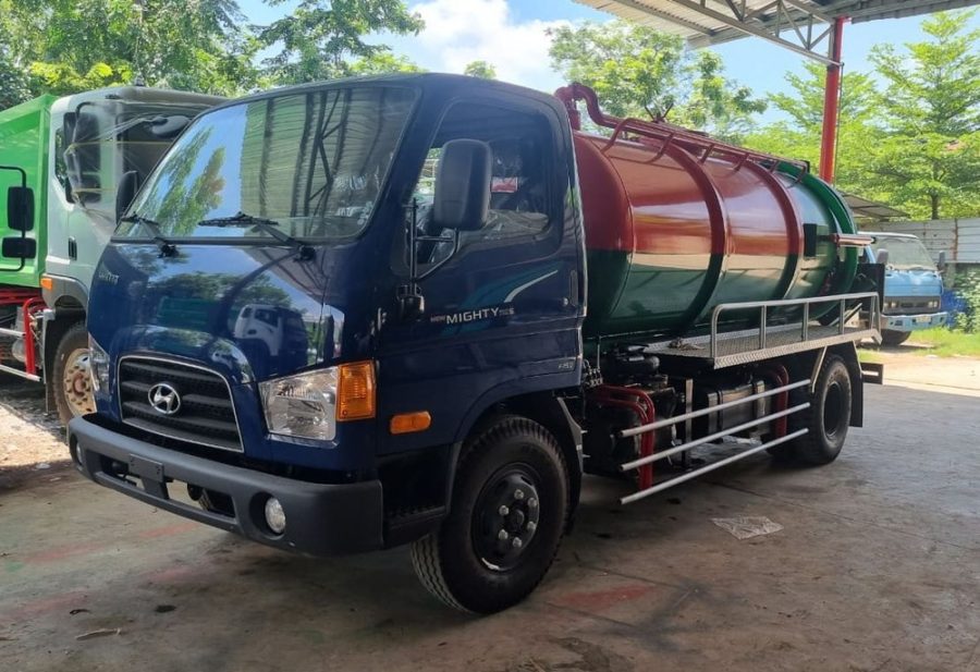 xe hút chất thải hyundai 110sp 6 khối