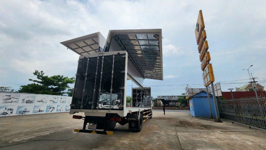 Dongfeng DFH5160 thùng cánh dơi