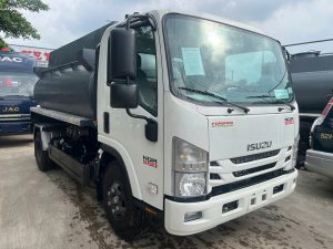 Isuzu NQR75HE5 bồn chở xăng dầu 7 khối