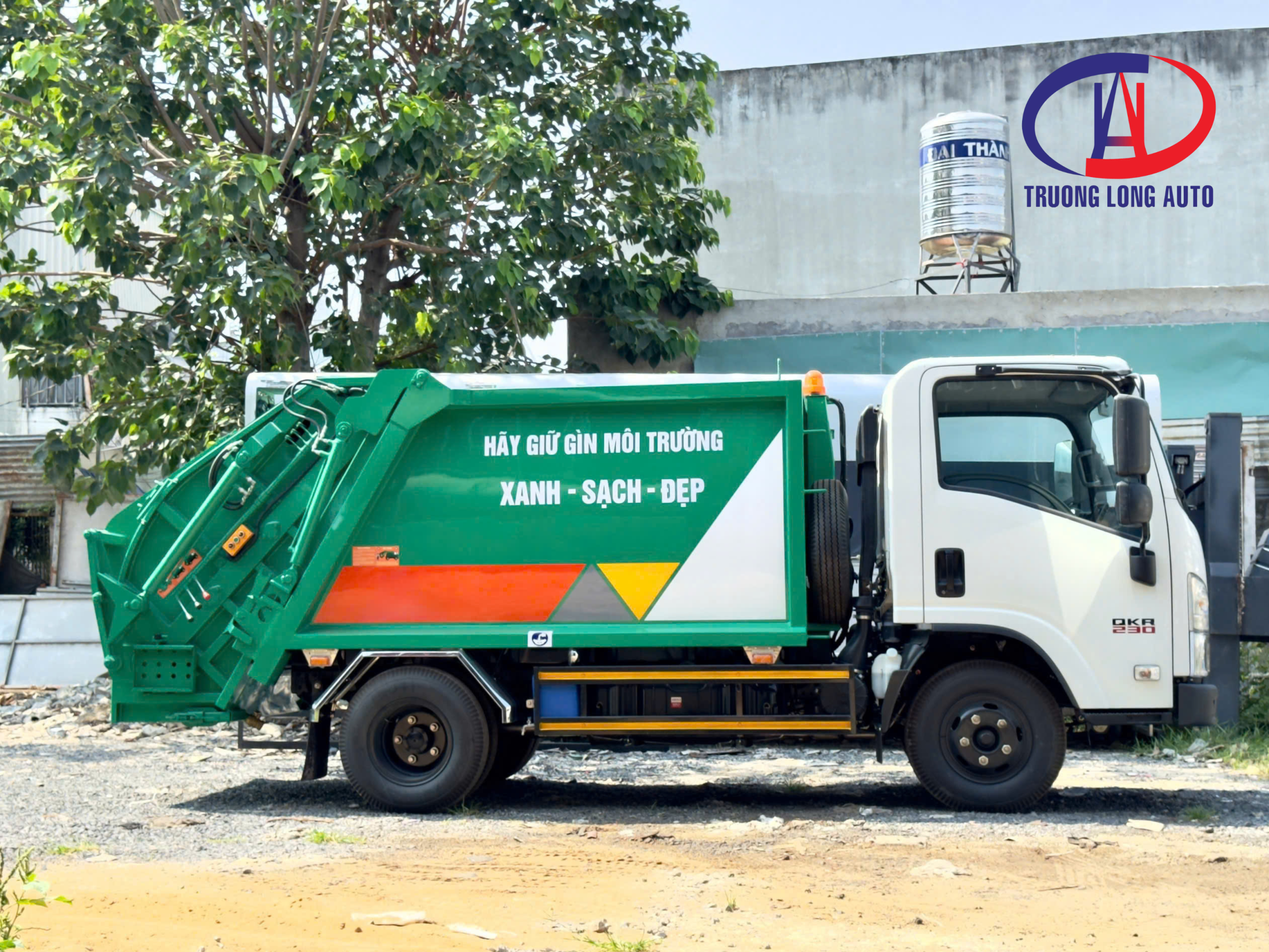 xe-ep-rac-3-khoi-isuzu-qkr