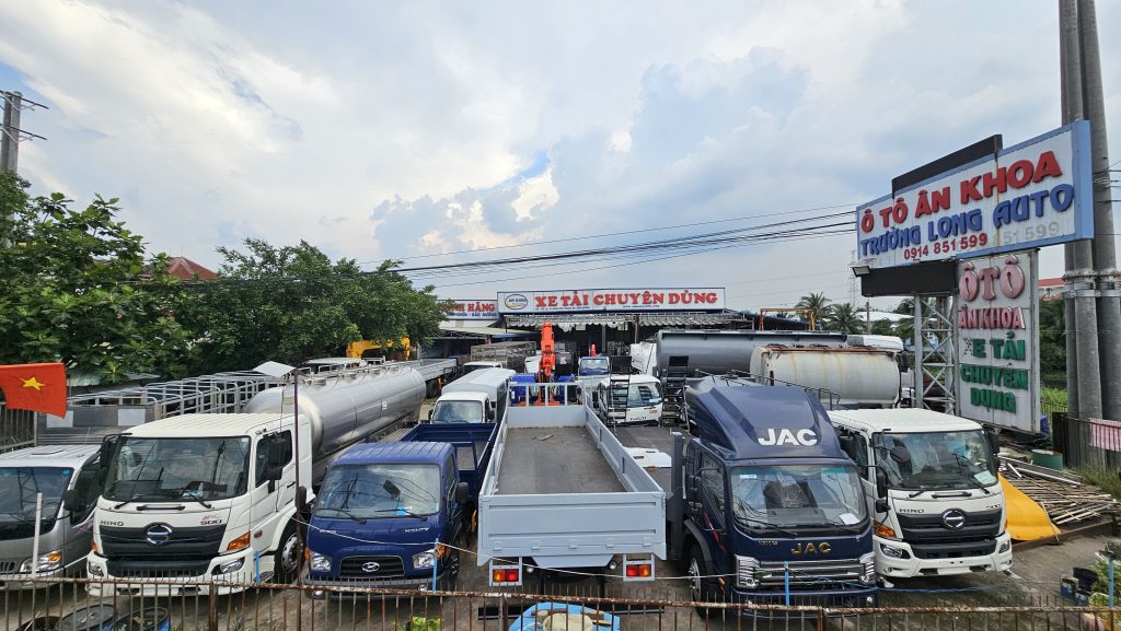 TRƯỜNG LONG AUTO- Nơi mua xe tải Hyundai N650L E