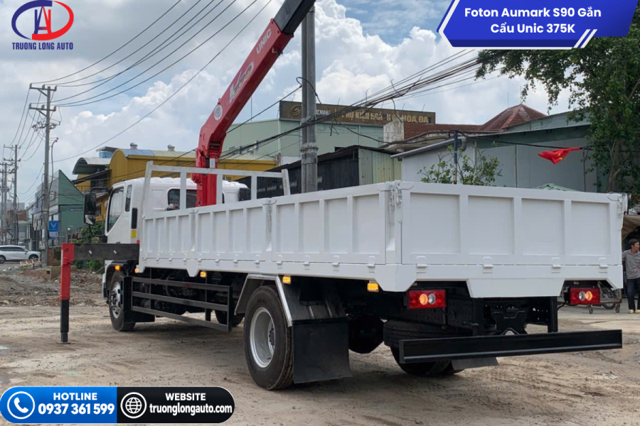 Động cơ Cummins & hộp số ZF