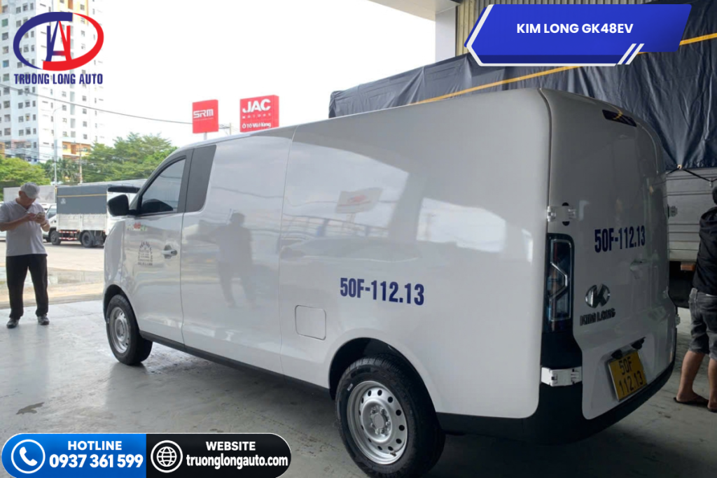 Khoang hàng khoảng 5,9 m³ - Tối ưu khả năng chuyên chở